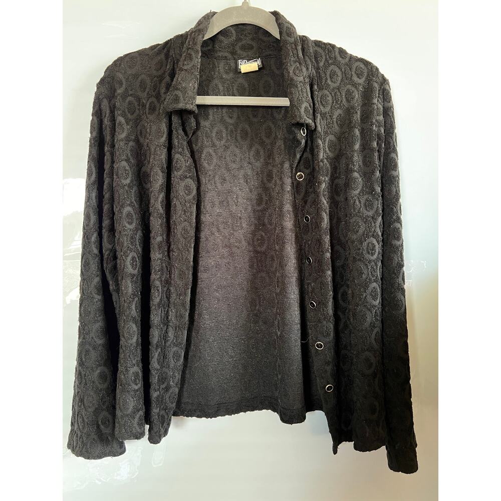 Uncivilized The World Vintage Y2K Black Textured Circle Snap Cardigan L